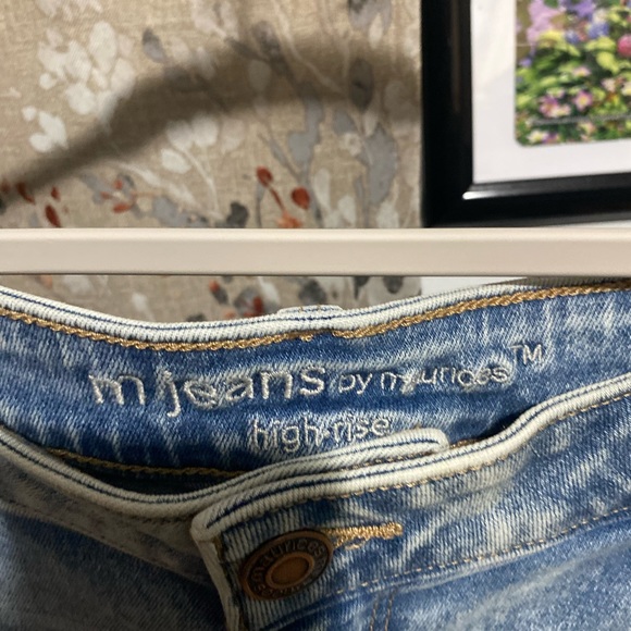 Maurice’s XL stretchy jeans. - Picture 5 of 5